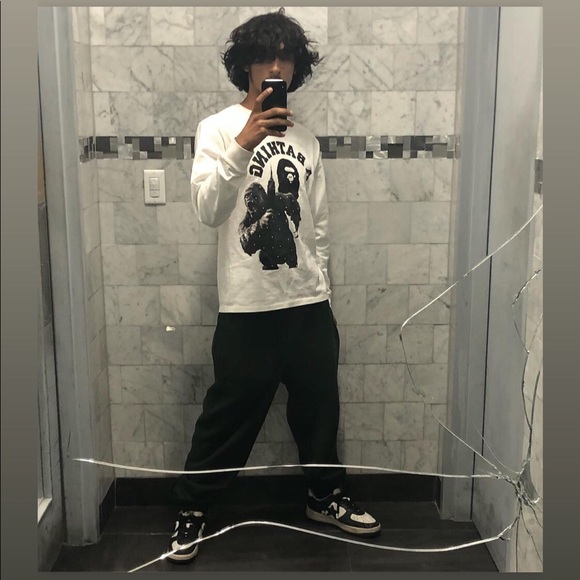 Meet your Posher, Carlos - Picture 1 of 2